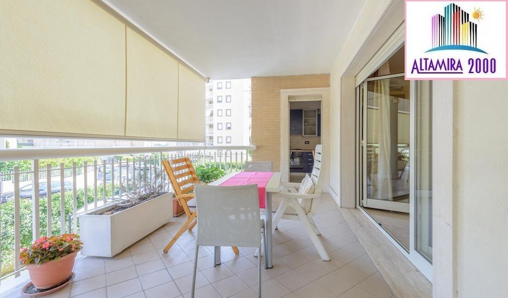 Apartment Altamira 2000 By Gabriella Rom